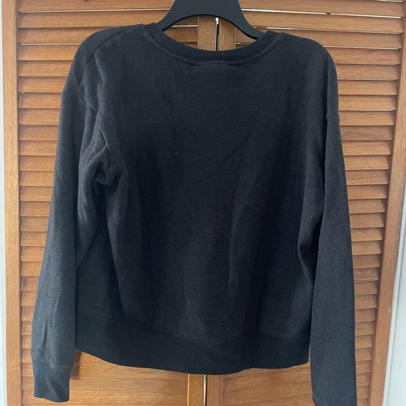 Reebok Women’s Black Graphic Athletic Crewneck Sweater Sz M - Picture 5 of 5